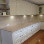 Bachio Beige bench top